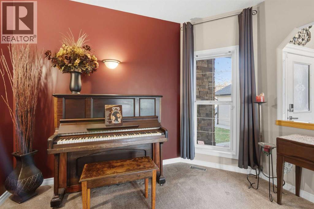 31 Evansmeade Crescent NW - photo 7