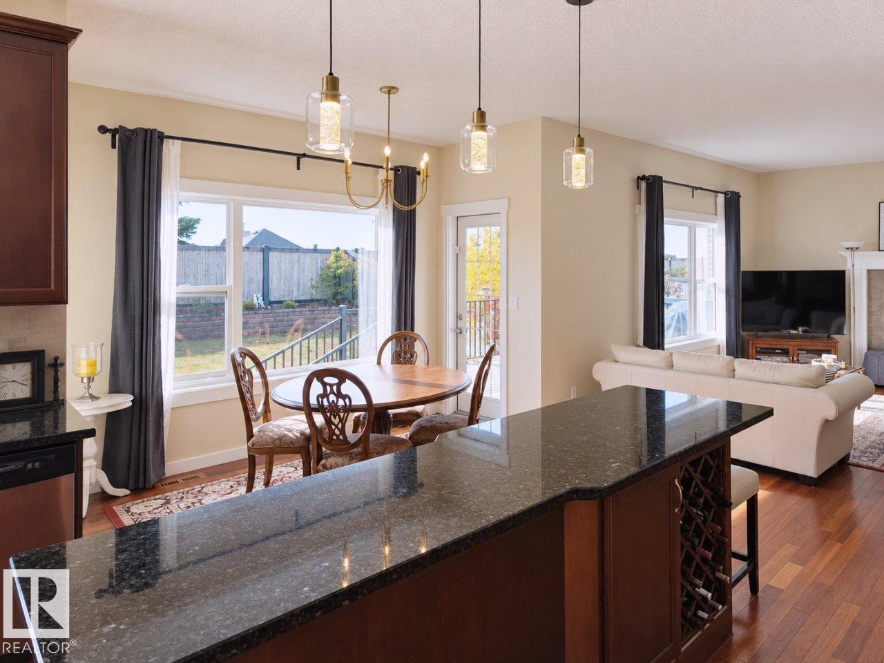 1641 MALONE WY NW - 12