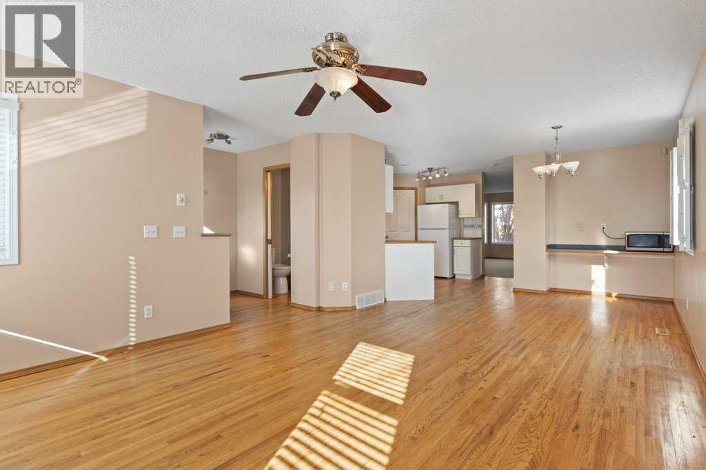 127 Erin Meadow Crescent SE - photo 17