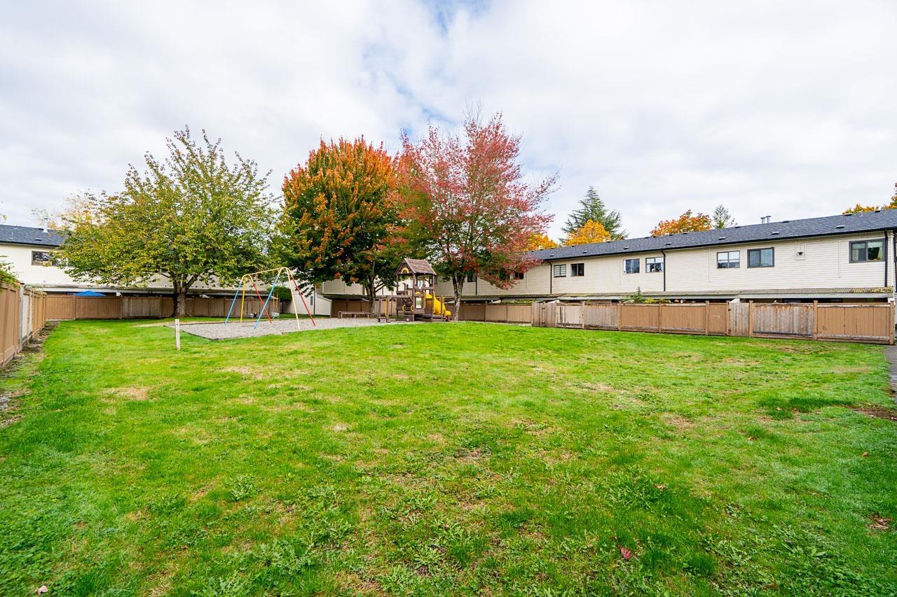 Photo of 50 5181 204 STREET 19