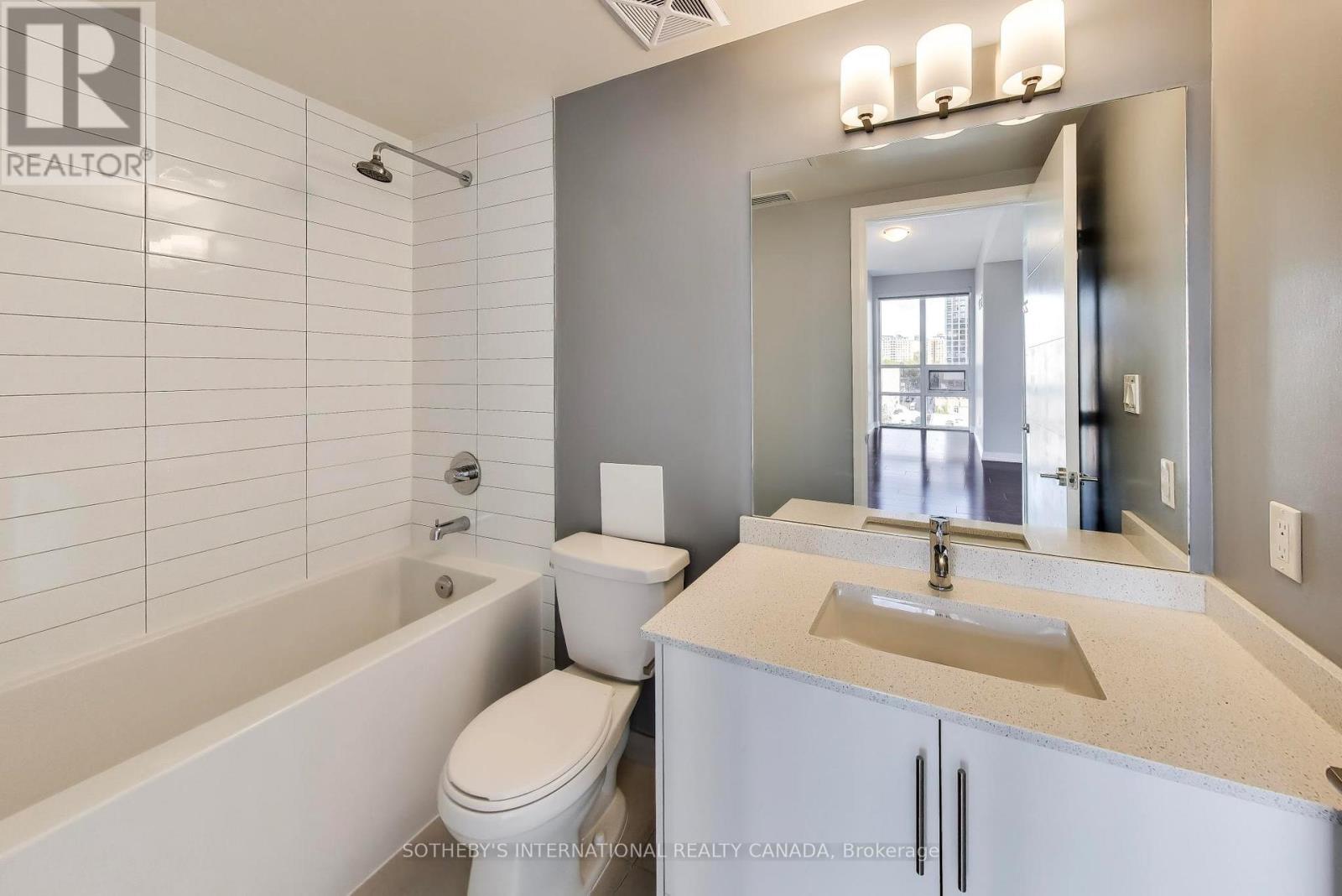 1122- 460 Adelaide Street East, Toronto, ON photo 11