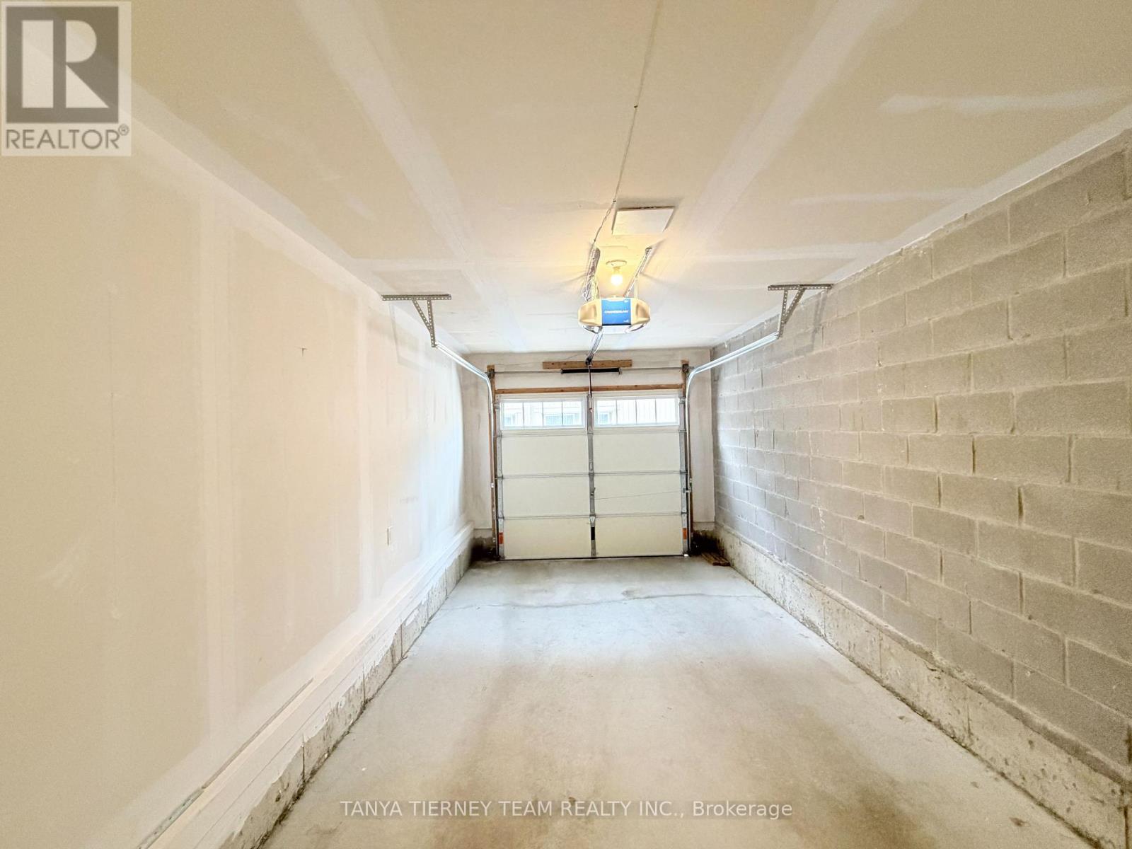 5- 2500 Hill Rise Court, Oshawa, ON photo 29