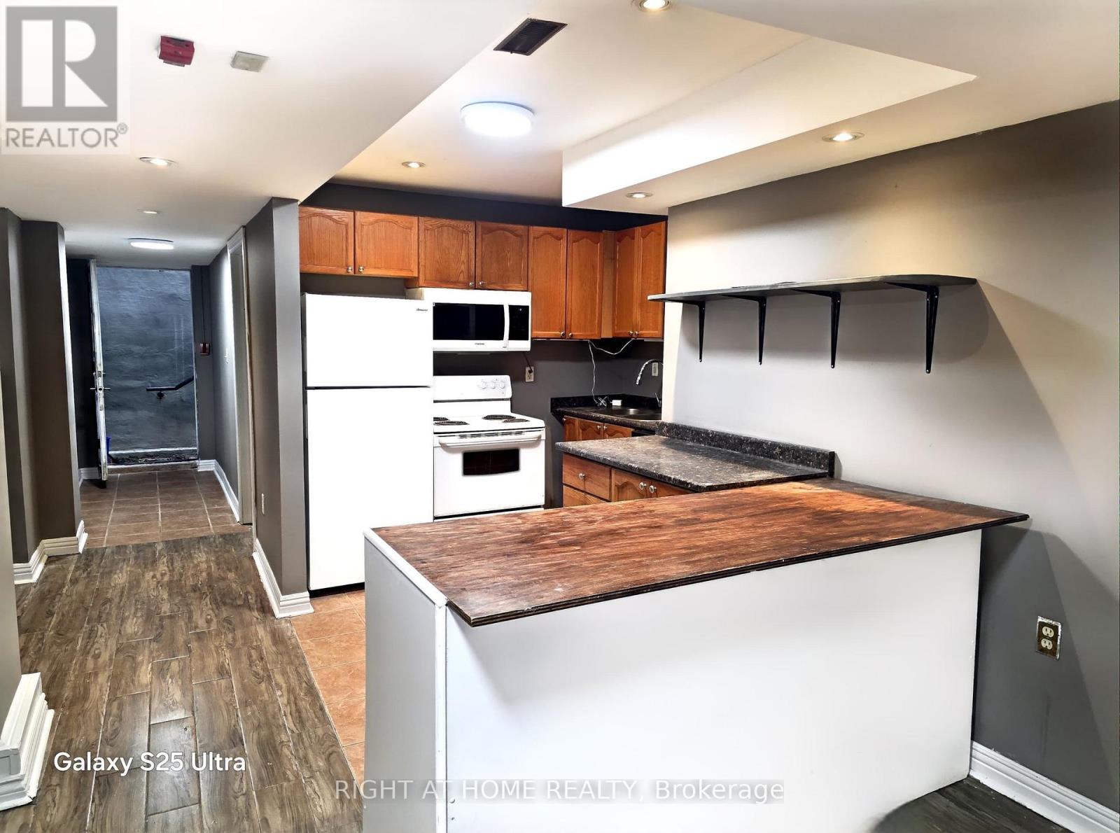 Basement- 1715 Rossland Road East, Whitby, ON photo 5