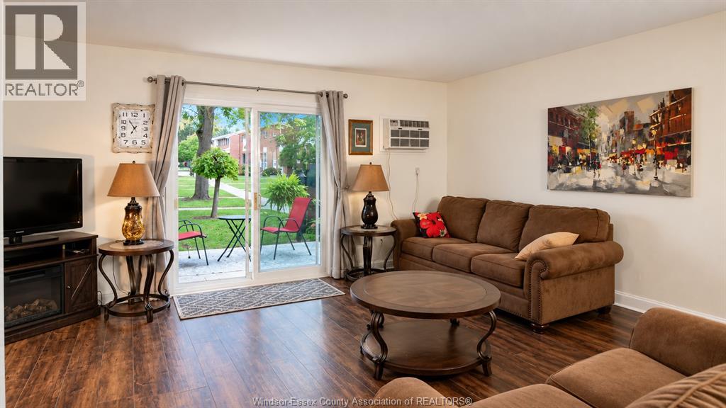 3096 Meadowbrook Lane — photo 14