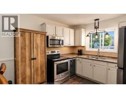 3096 Meadowbrook Lane Unit# 2, Windsor, ON N8T3H4 Photo 12