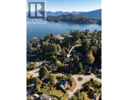 354 Headlands Road, Gibsons, BC V0N1V8 Photo 26