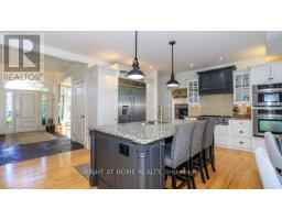 Primary Bedroom - 44 Highland Drive, Oro Medonte, ON L0L2L0 Photo 14