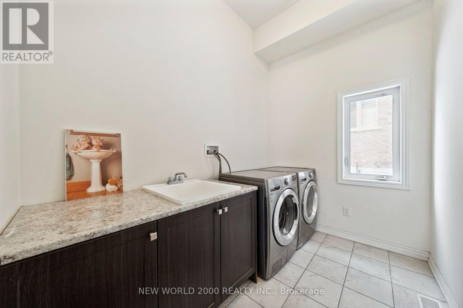 57 Victoria Wood Avenue — photo 27