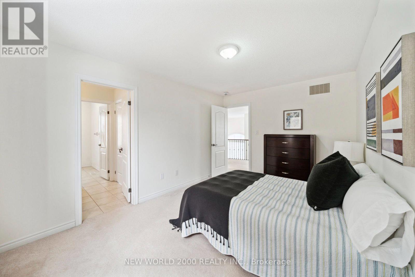 57 Victoria Wood Avenue — photo 33