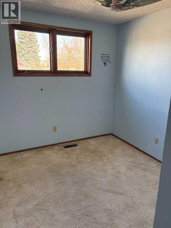 2nd bedroom upstairs