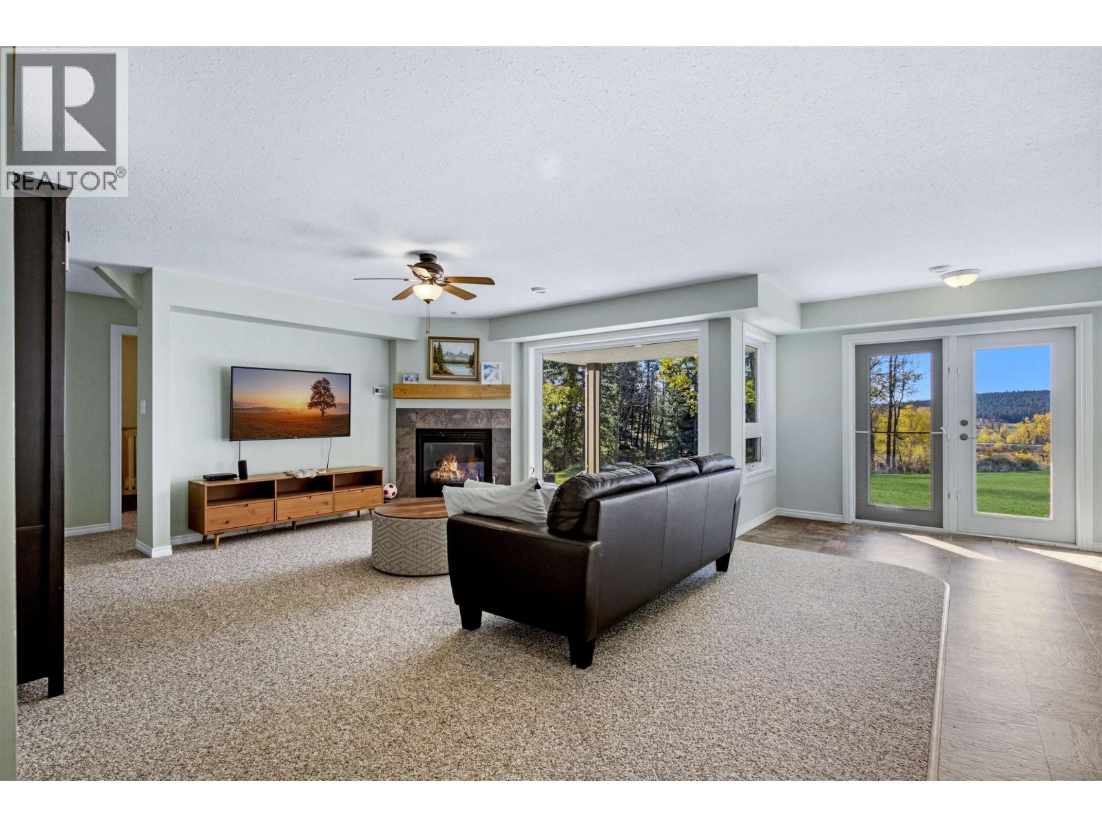 44 VALLEY ROAD - 29