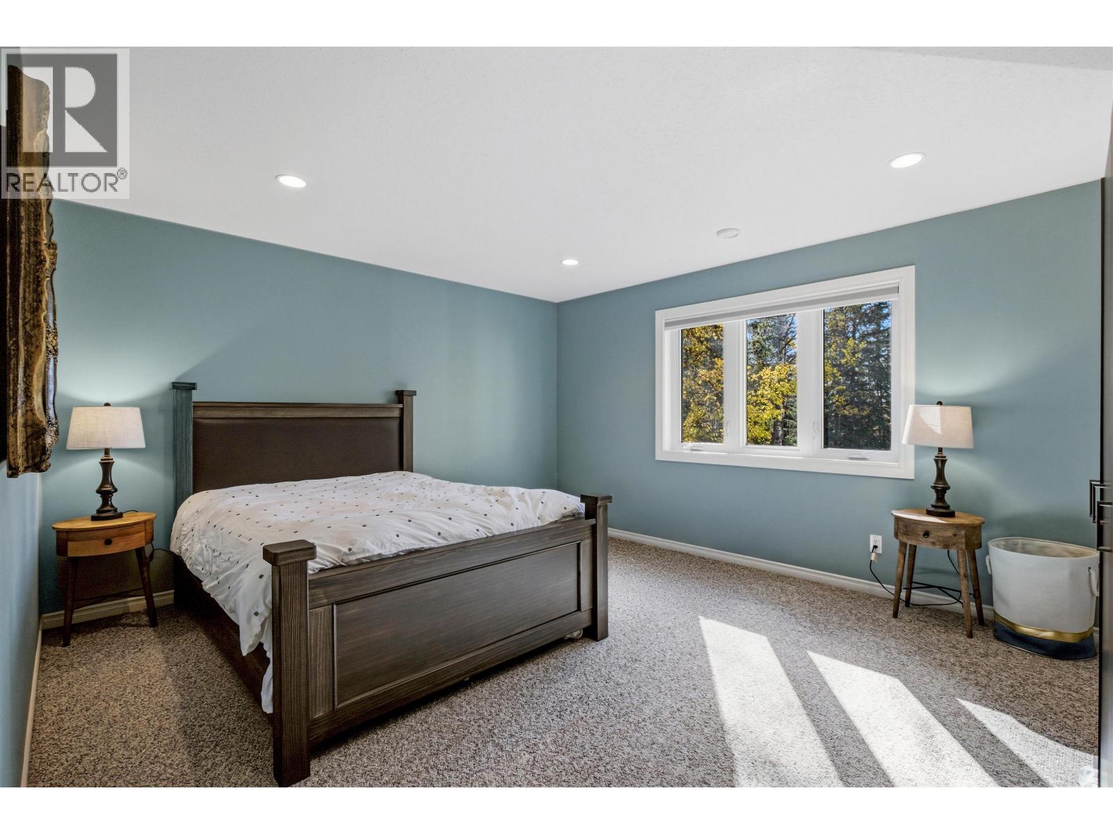 44 VALLEY ROAD - 30