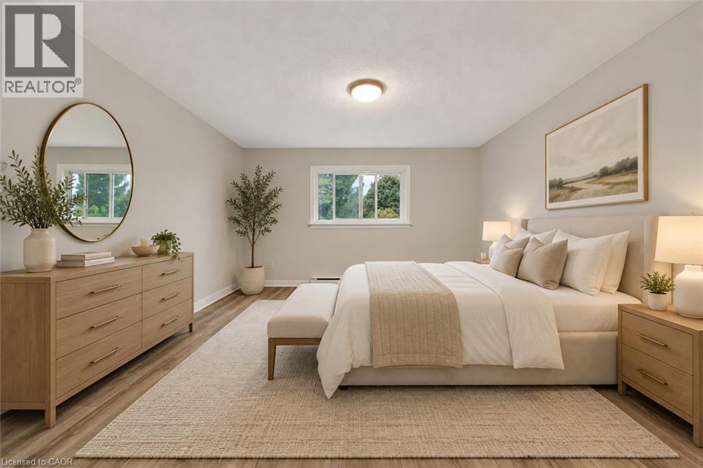 655 Albert Street — photo 7