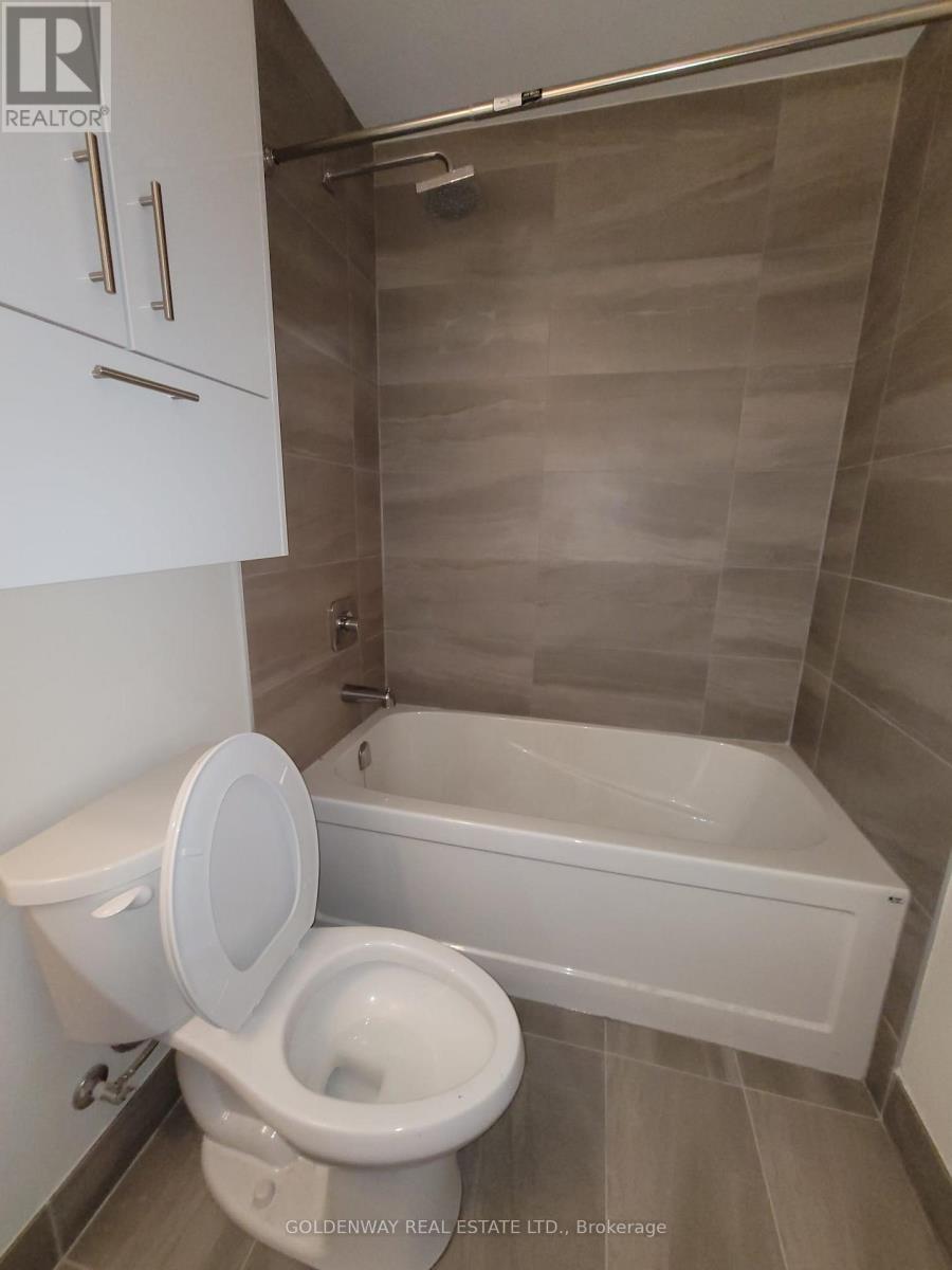 188 Fairview Mall Drive — photo 15