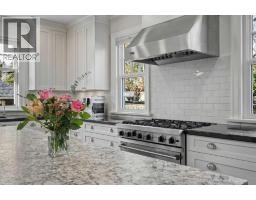 4pc Bathroom - 3015 2 Street Sw, Calgary, AB T2S1T4 Photo 13