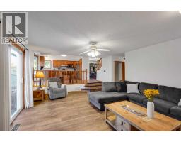 27 Sun Harbour Road SE - photo 9