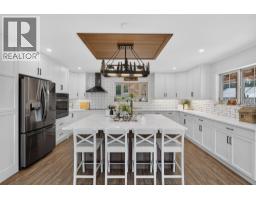 Loft - 1770 Johnstone Creek Road W, Rock Creek, BC V0H1Y0 Photo 9