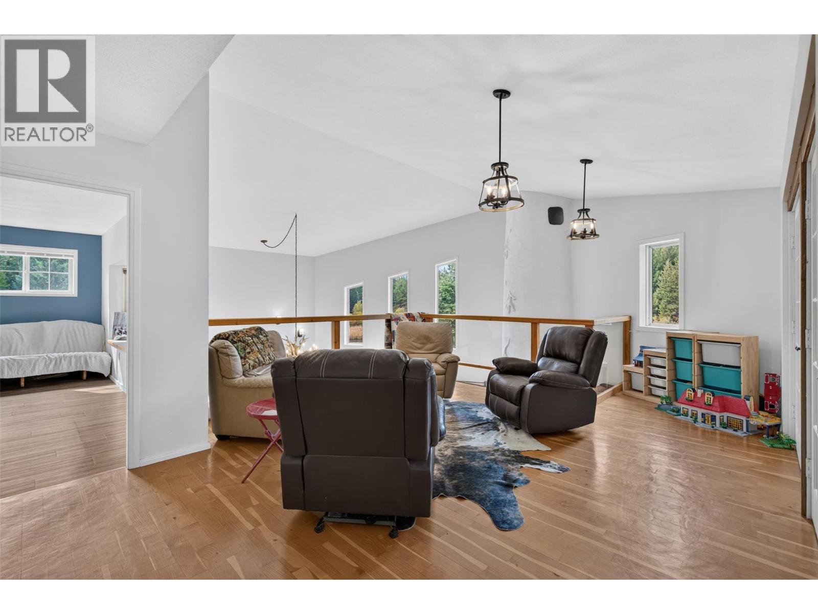 1770 Johnstone Creek Road W - 27