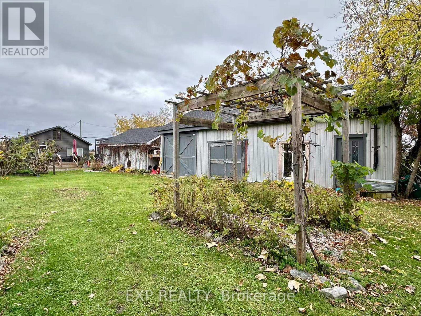 460 RIVER ROAD, Ottawa — photo 9