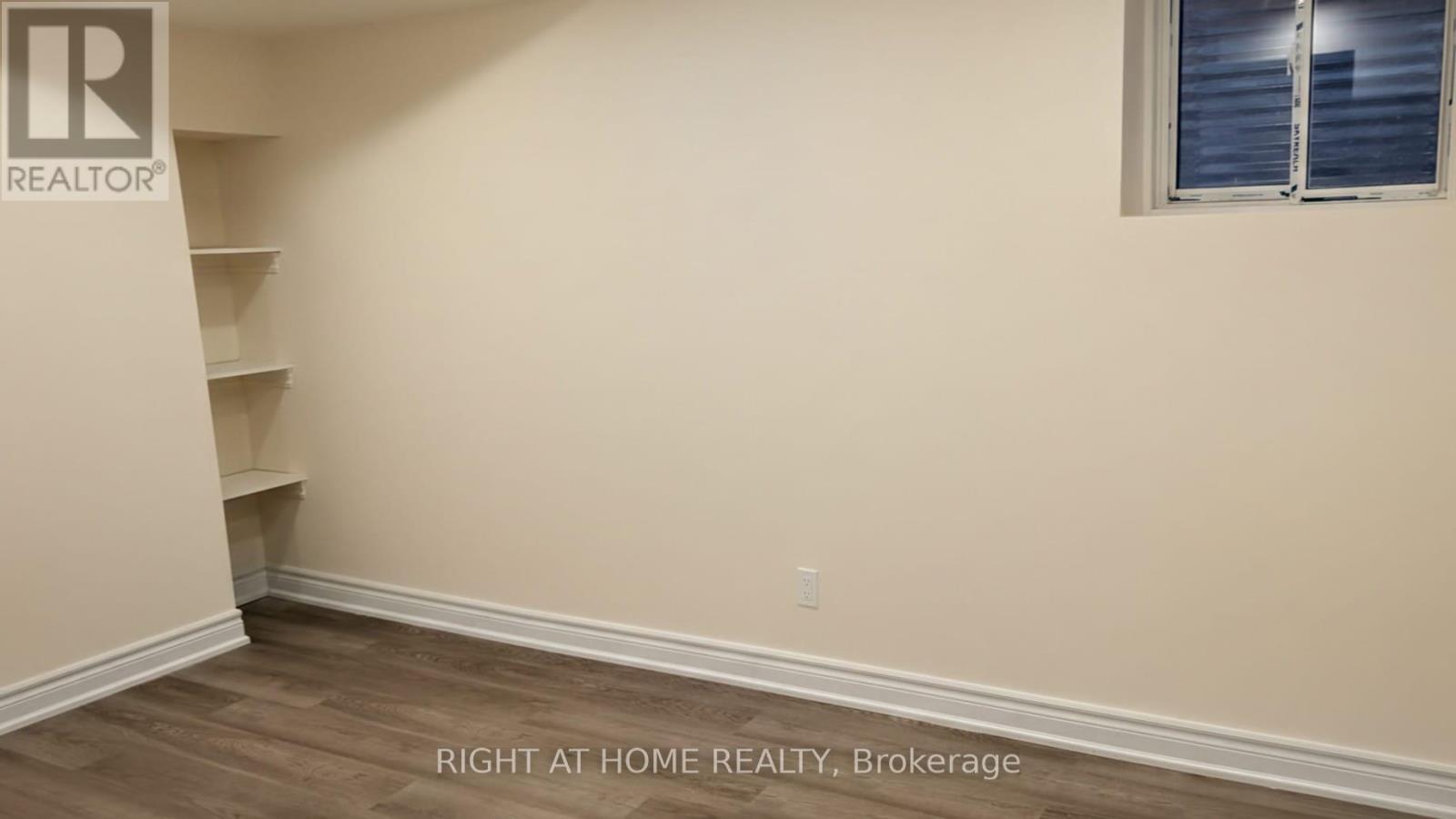 Bsmt- 8 Mantell Crescent, Ajax, ON photo 11