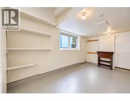 1635 Fairfield Rd, Victoria, BC V8S1G4 Photo 32