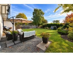 1635 Fairfield Rd, Victoria, BC V8S1G4 Photo 36