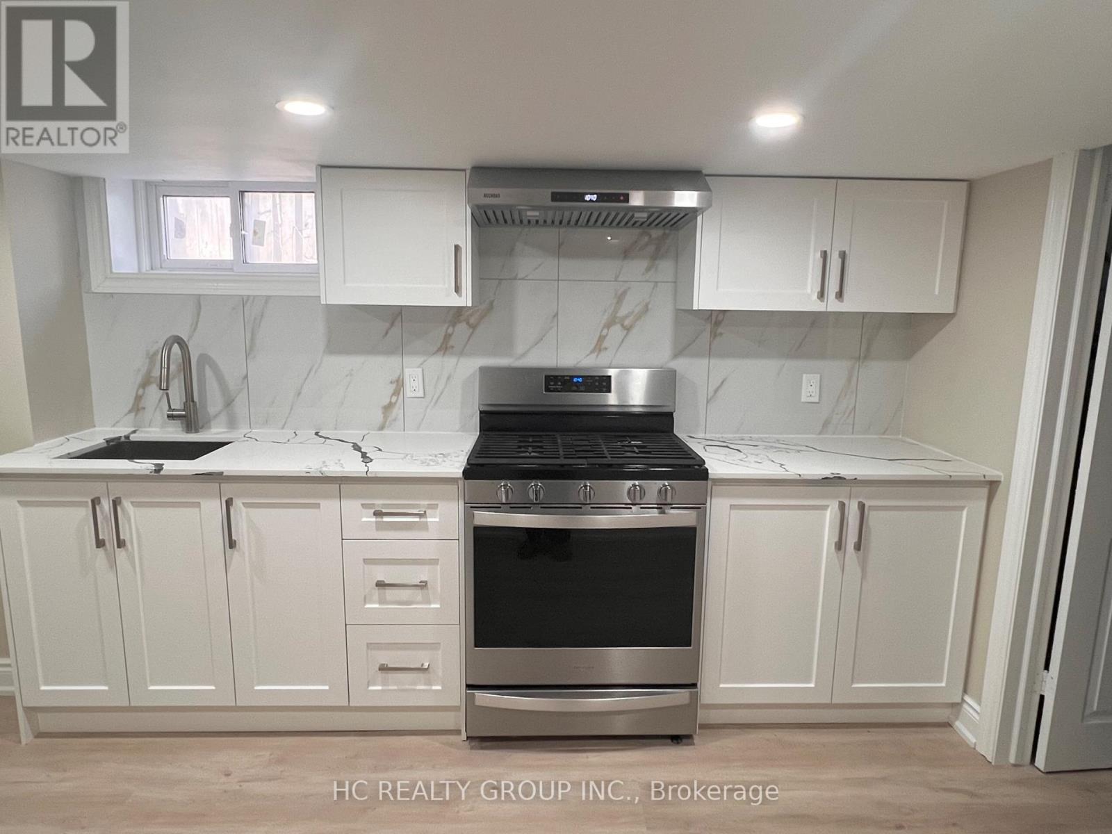 LOW 127 CASCADE CIRCLE, Richmond Hill (Crosby) — photo 3