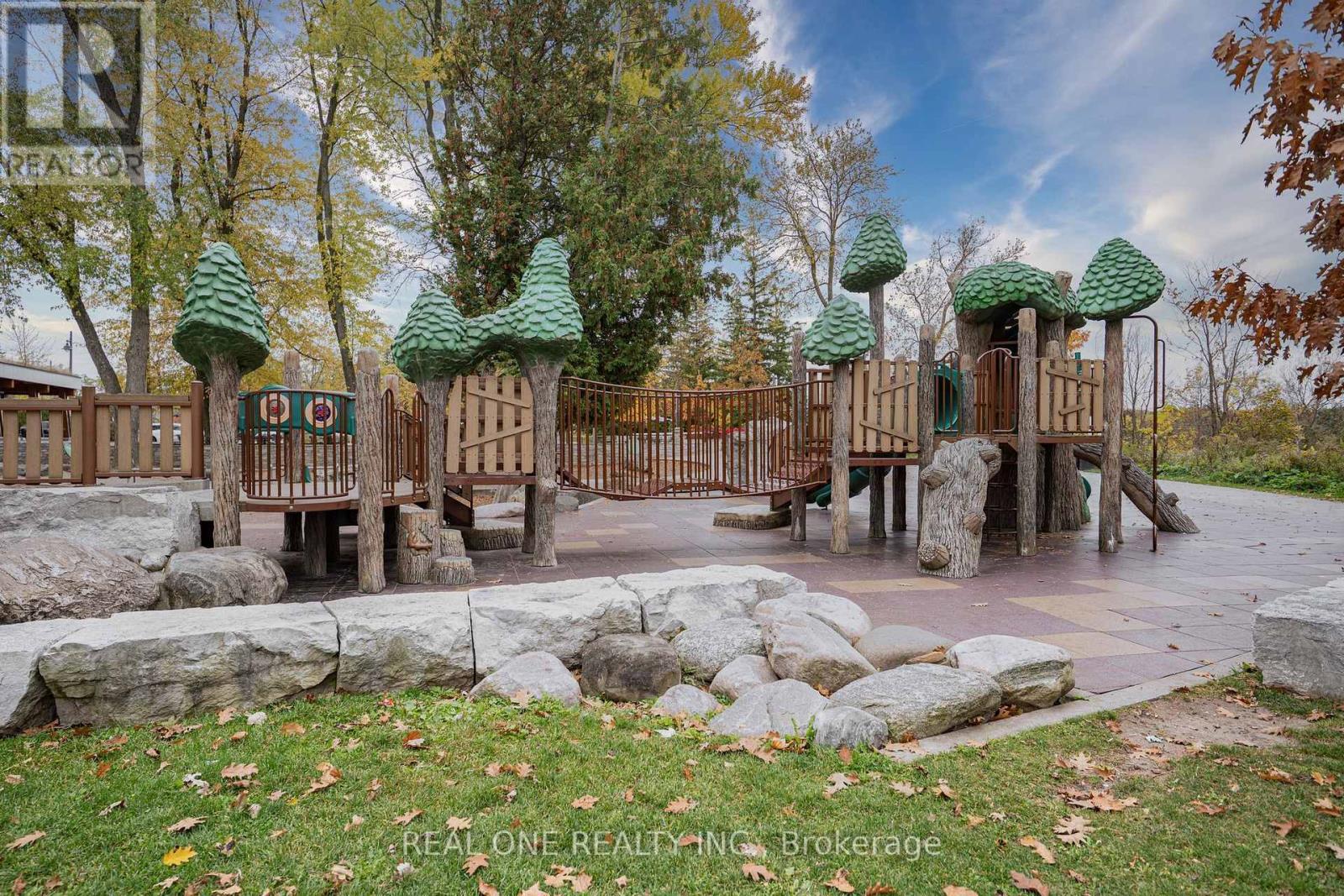 26 Capelle Street, Richmond Hill, ON photo 32