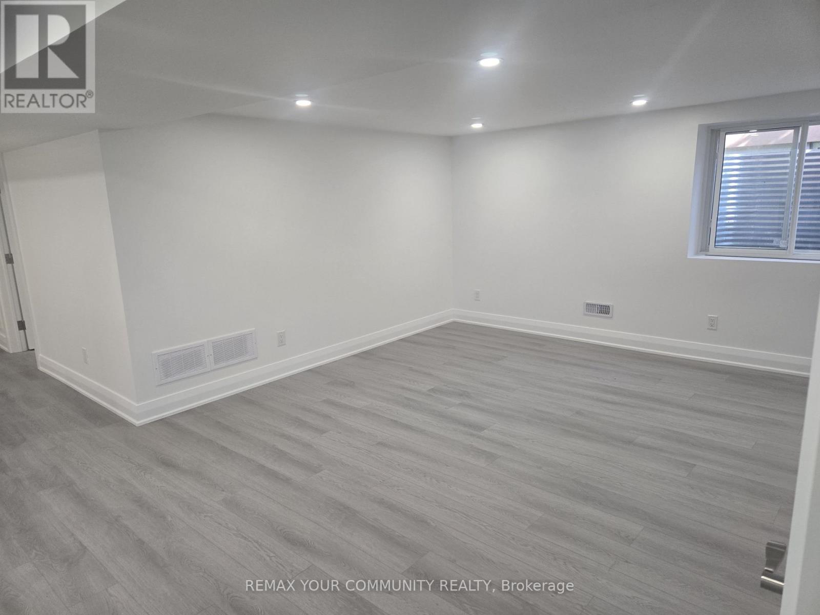 64 ROCKPORT CRESCENT, Richmond Hill (Crosby) — photo 4
