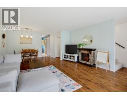 3 1953 Lisnoe Ave, Central Saanich, BC V8M2J9 Photo 22