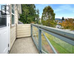 3 1953 Lisnoe Ave, Central Saanich, BC V8M2J9 Photo 24