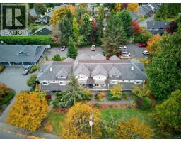 3 1953 Lisnoe Ave, Central Saanich, BC V8M2J9 Photo 33