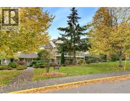 3 1953 Lisnoe Ave, Central Saanich, BC V8M2J9 Photo 31