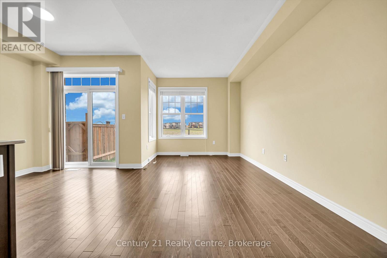 20 Hogan Manor Drive, Brampton, ON photo 13