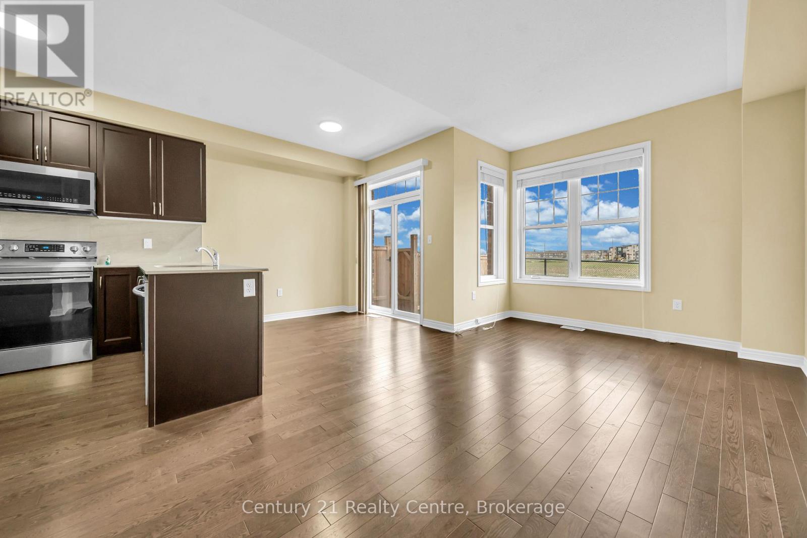 20 Hogan Manor Drive, Brampton, ON photo 15