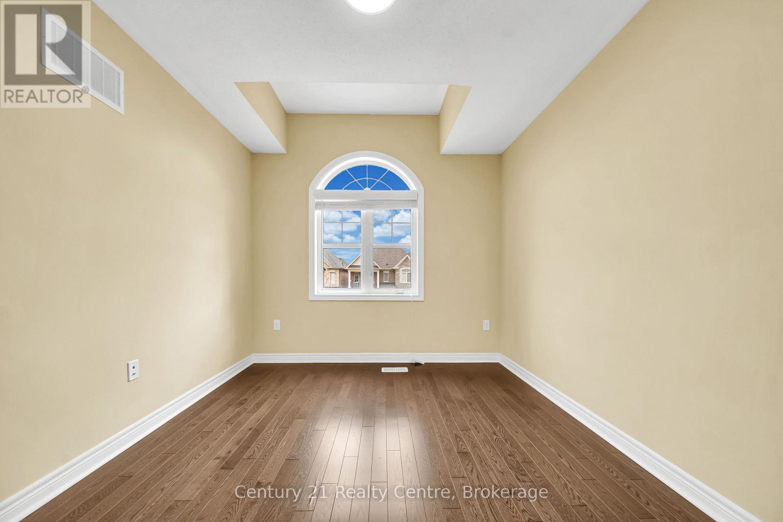 20 Hogan Manor Drive, Brampton, ON photo 35