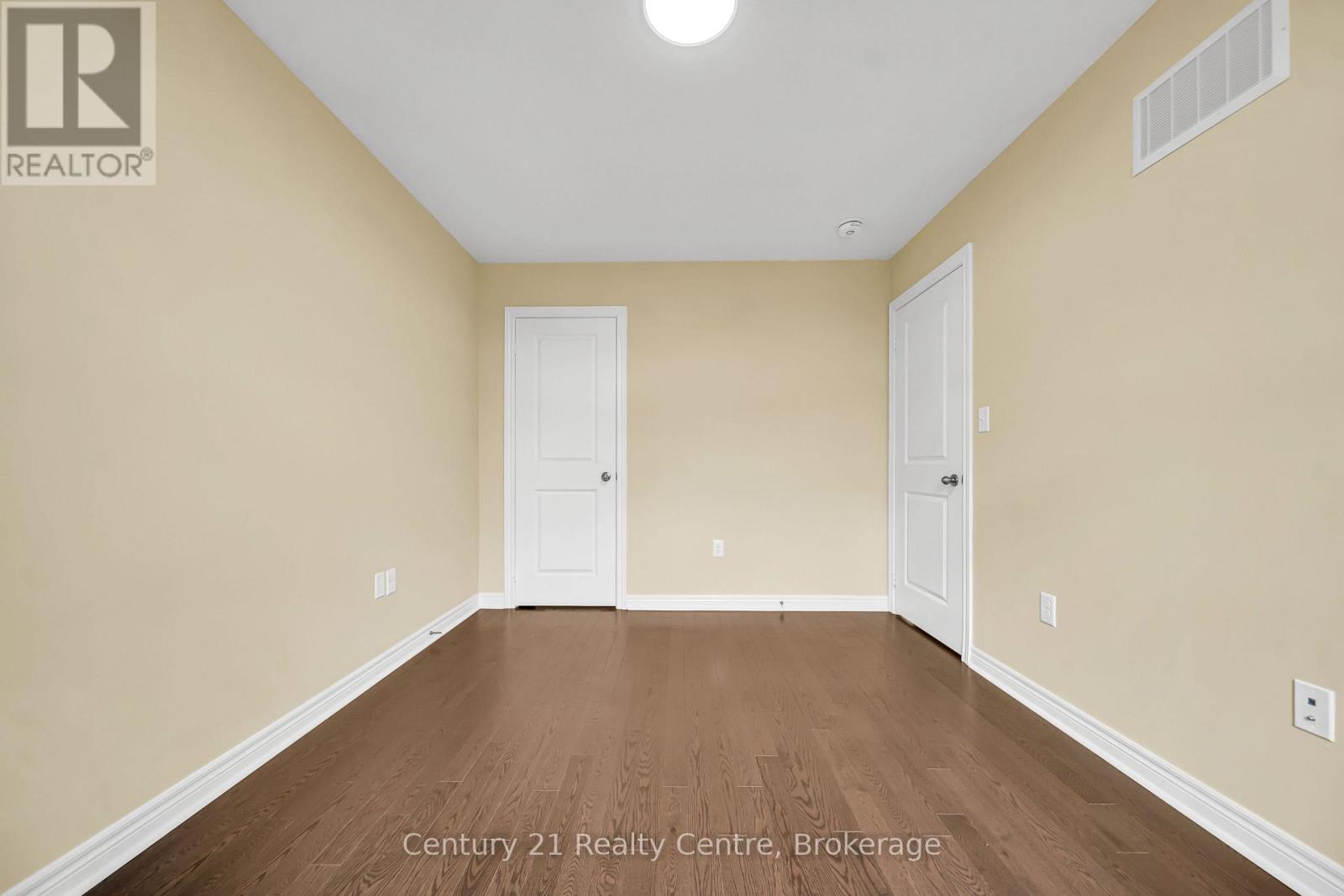 20 Hogan Manor Drive, Brampton, ON photo 37