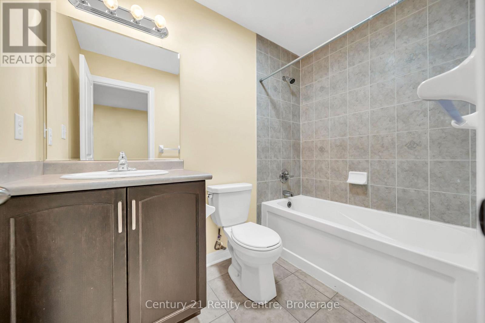 20 Hogan Manor Drive, Brampton, ON photo 38
