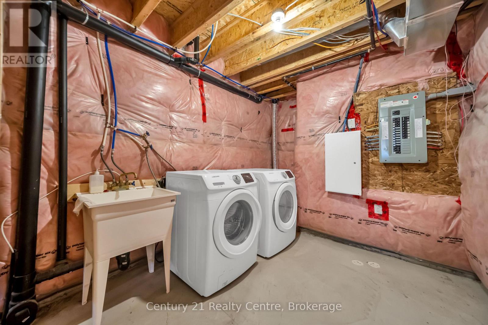 20 Hogan Manor Drive, Brampton, ON photo 41