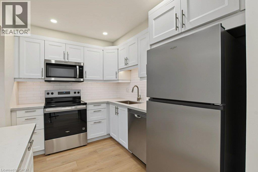 1455 Garth Street — photo 20