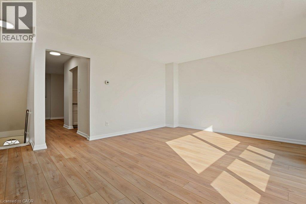 1455 Garth Street — photo 14