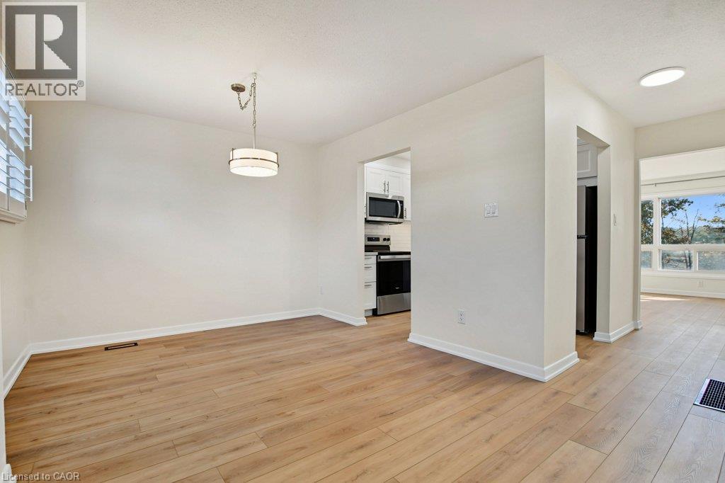 1455 Garth Street — photo 25