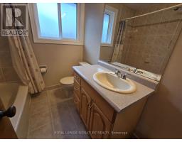 7 Scotchdale Avenue, Toronto, ON M1J2N4 Photo 10