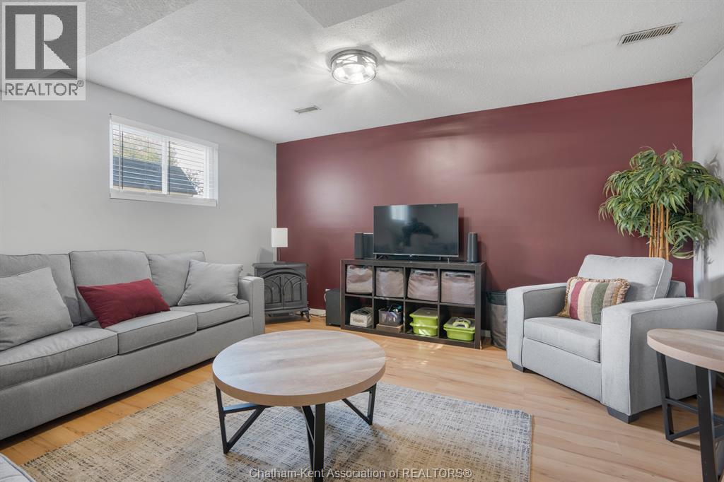 109 Mcgeorge Street — photo 19