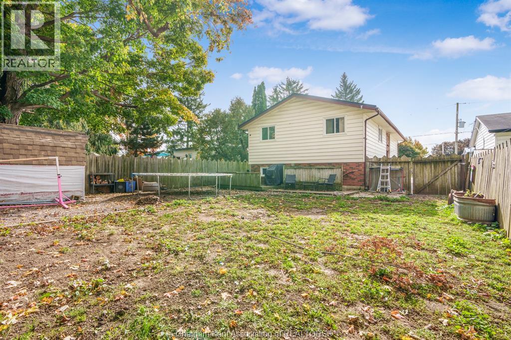 109 Mcgeorge Street — photo 32