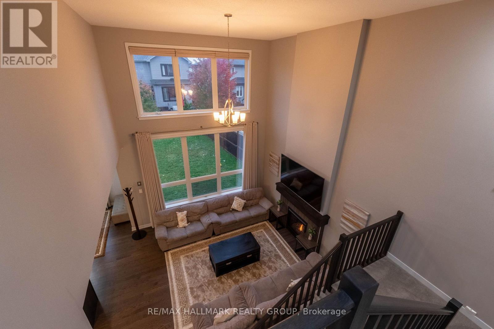 305 OXER PLACE S - 29