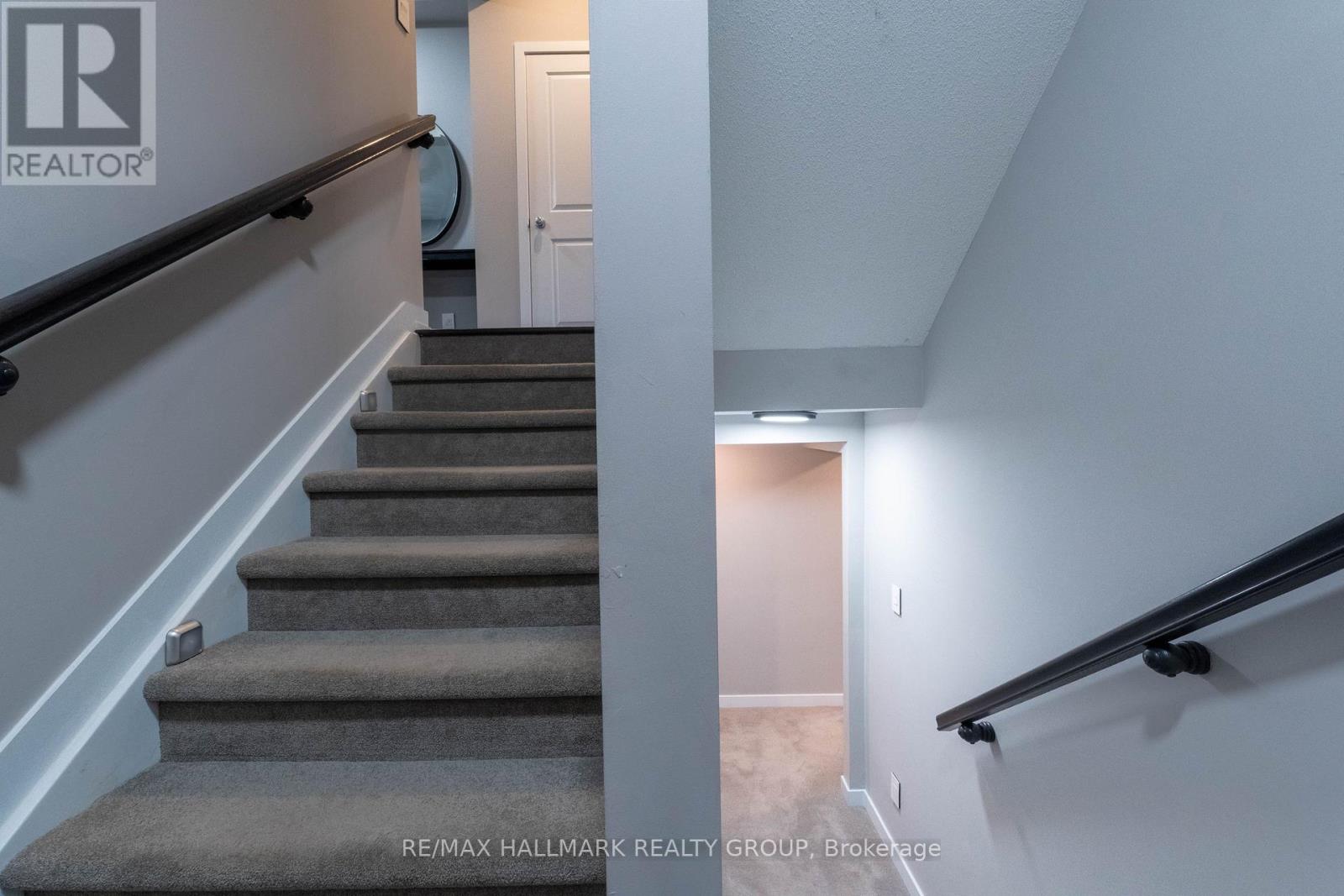 305 Oxer Place South — photo 30