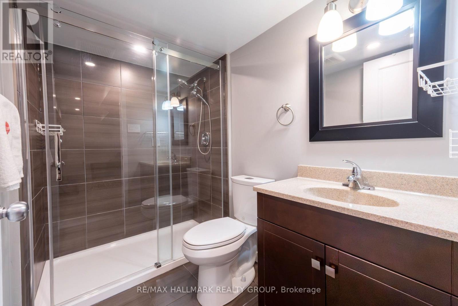 305 OXER PLACE S - 32