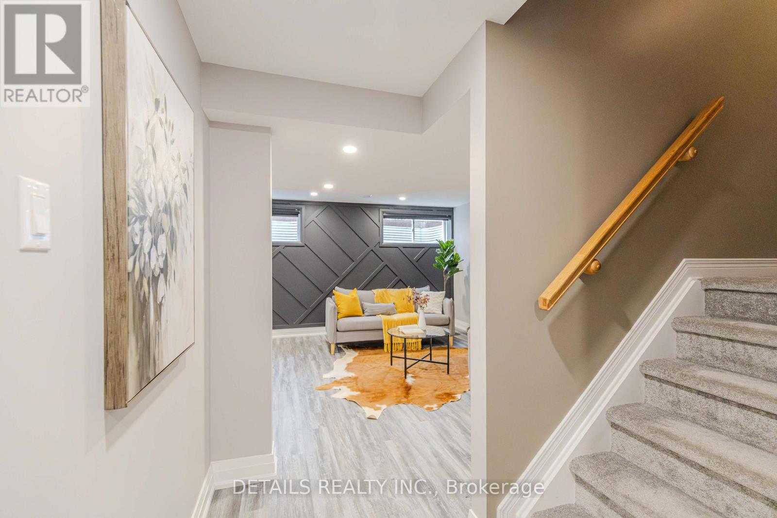 703 Kilmar Crescent — photo 35