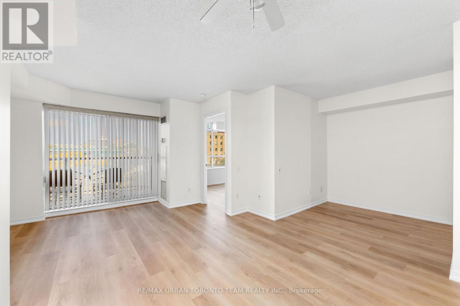 #505- 140 Bathurst Street, Toronto, ON photo 15